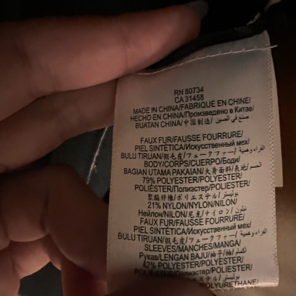 Mickie Ocelot Print Faux-fur Coat (Never Worn)
Size: US M
Product #: L1399480 - Picture 2 of 4